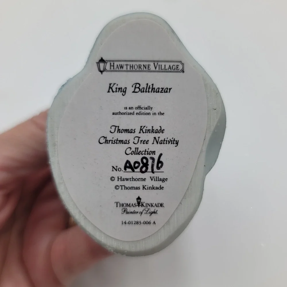 Thomas Kinkade Hawthorne Village Nativity Figures King Balthazar Melchior Set